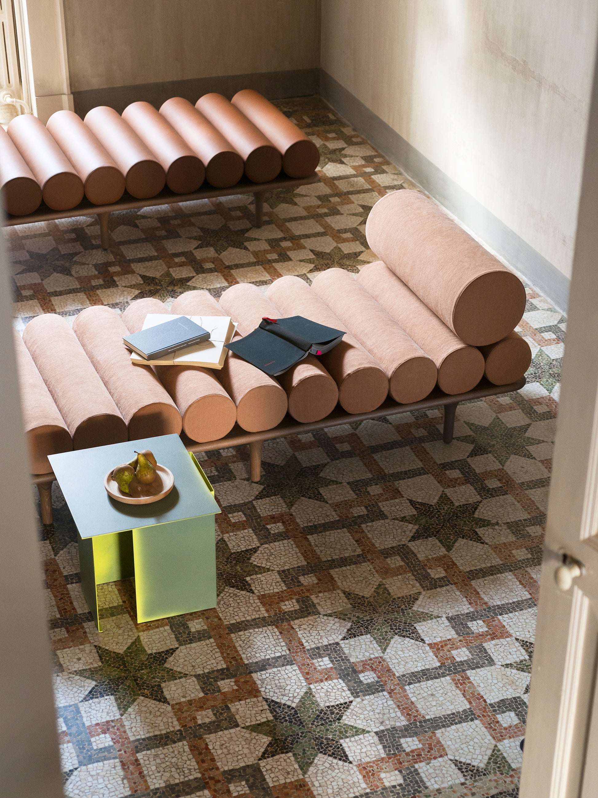 Five To Nine Daybed