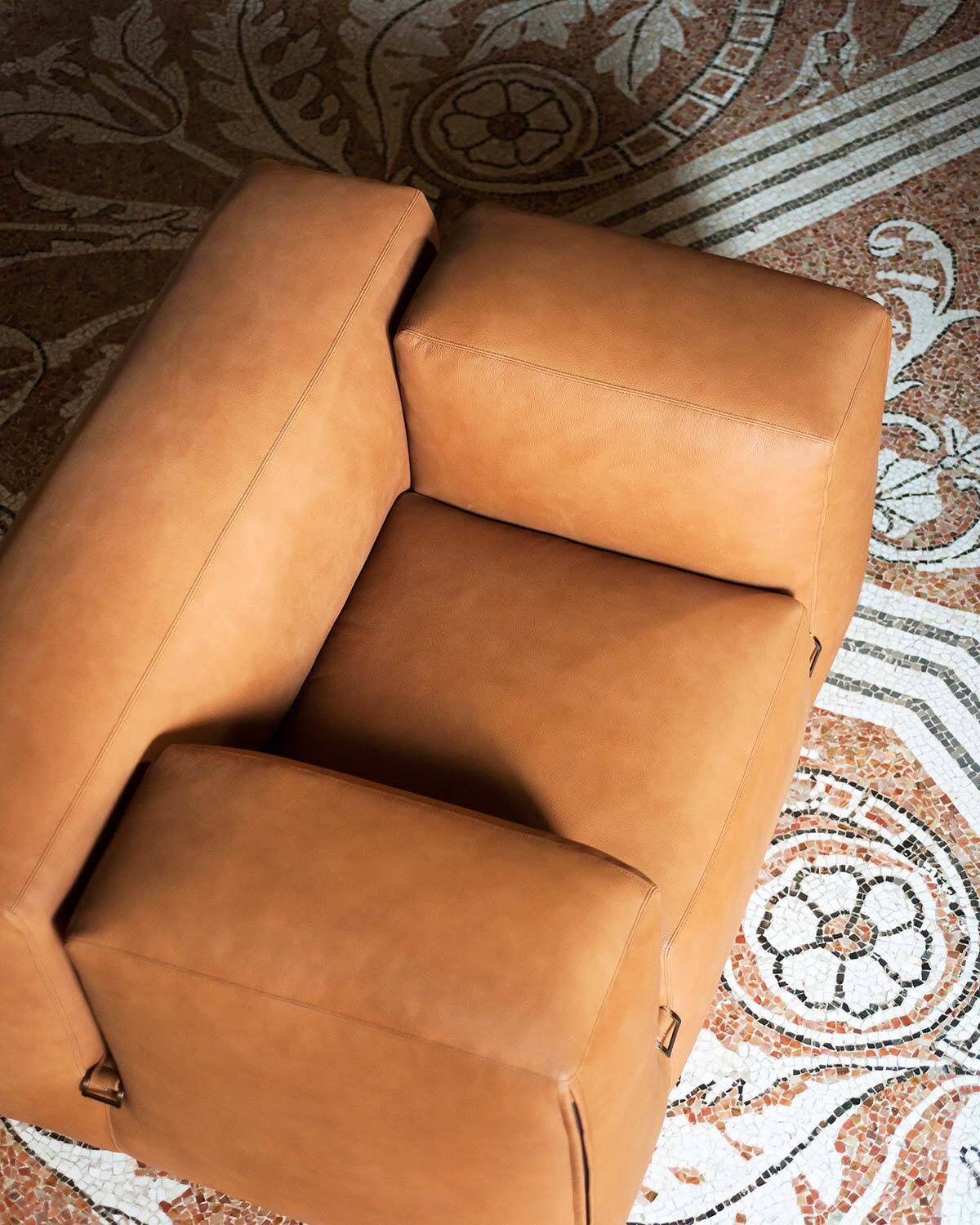 Le Mura Armchair