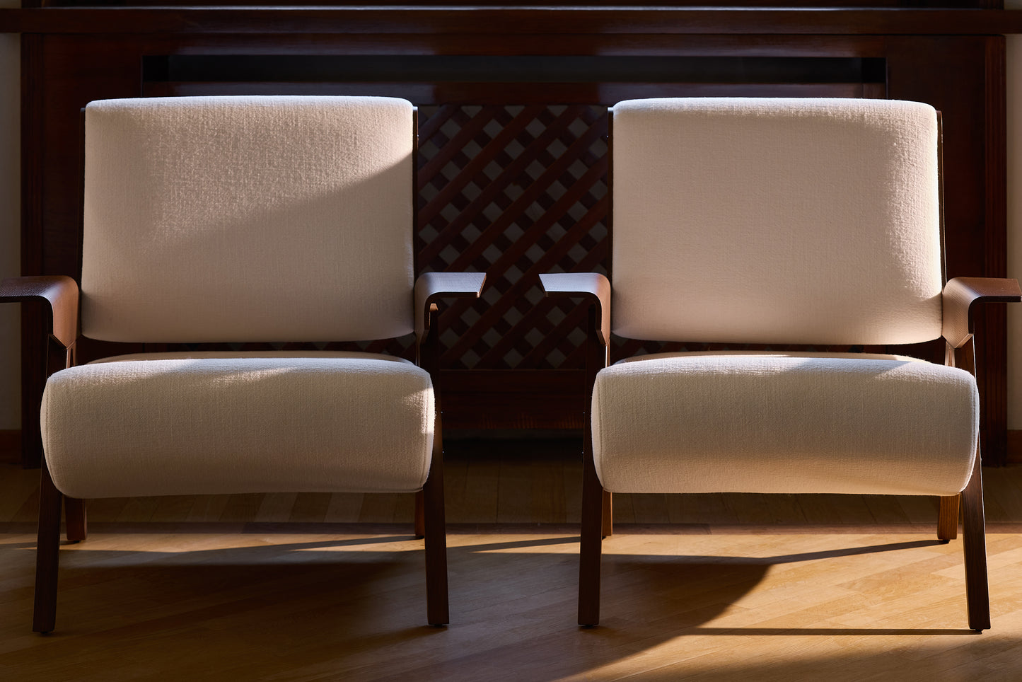 Lina Armchair