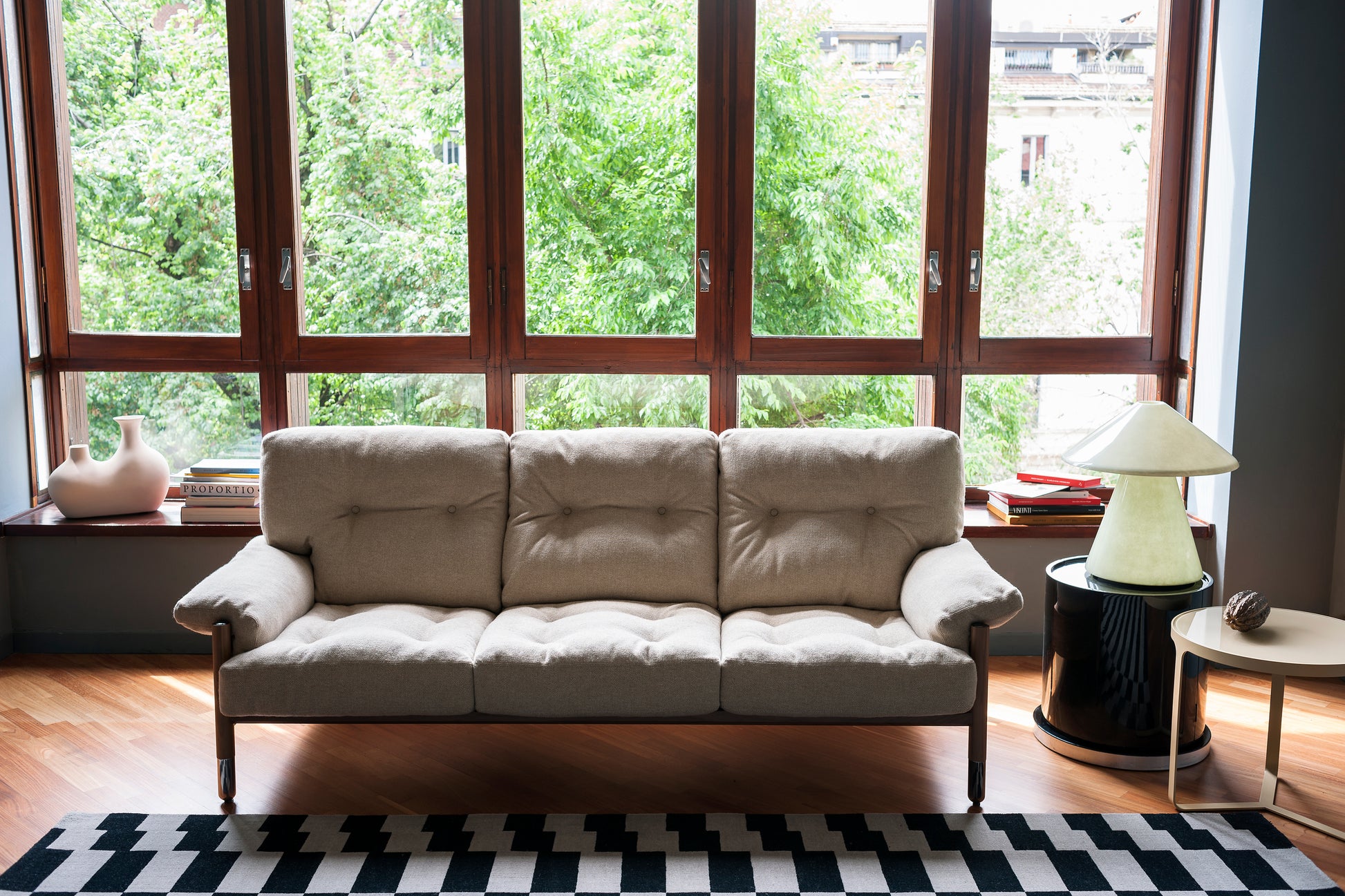 Sella Sofa