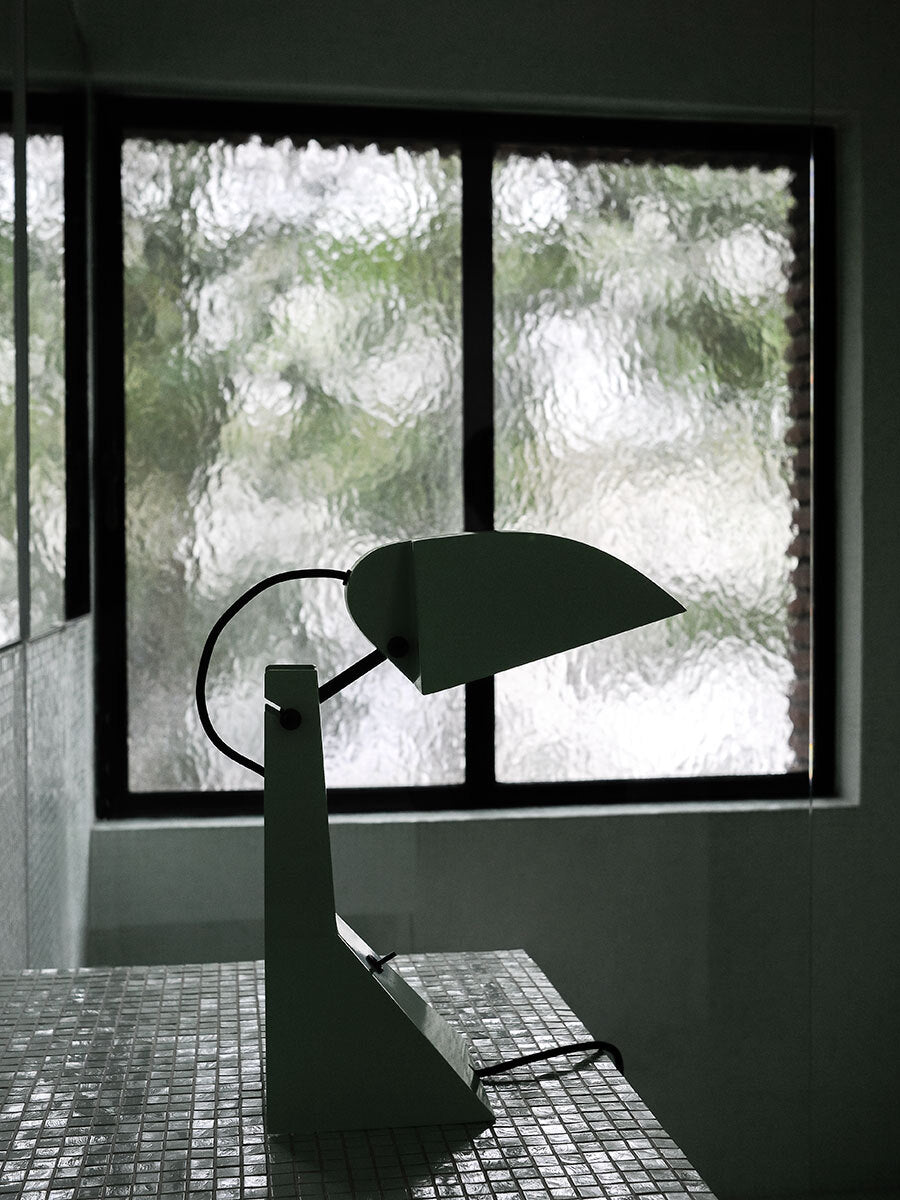 E63 Table Lamp