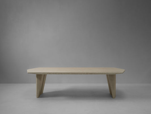 ROMY ∙ DINING TABLE