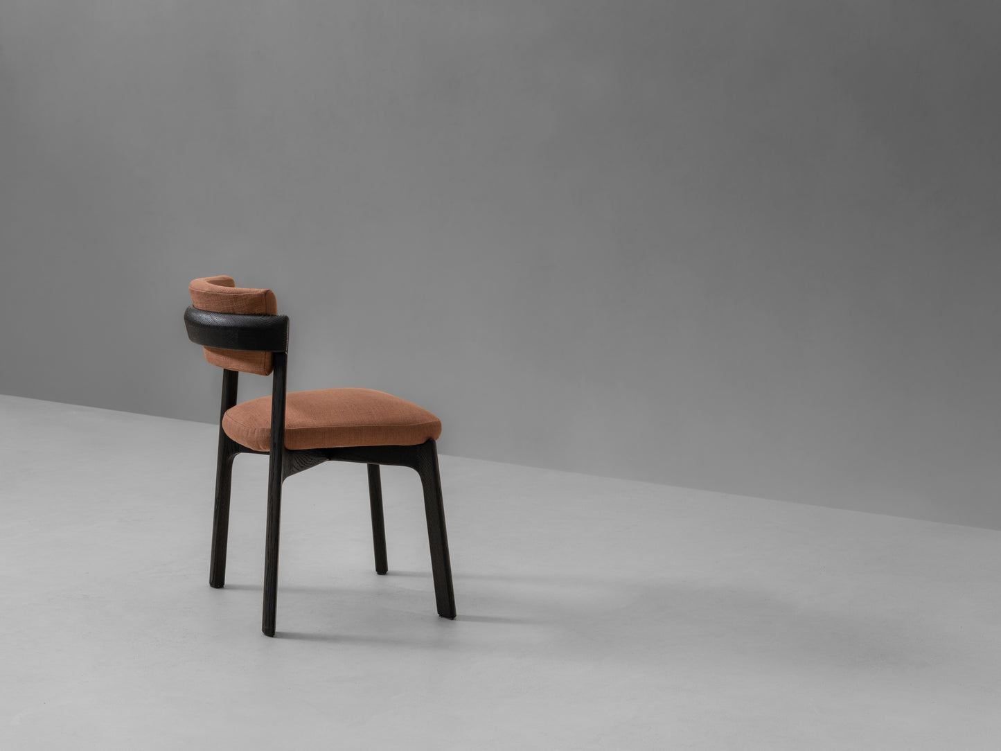 VIU ∙ DINING CHAIR