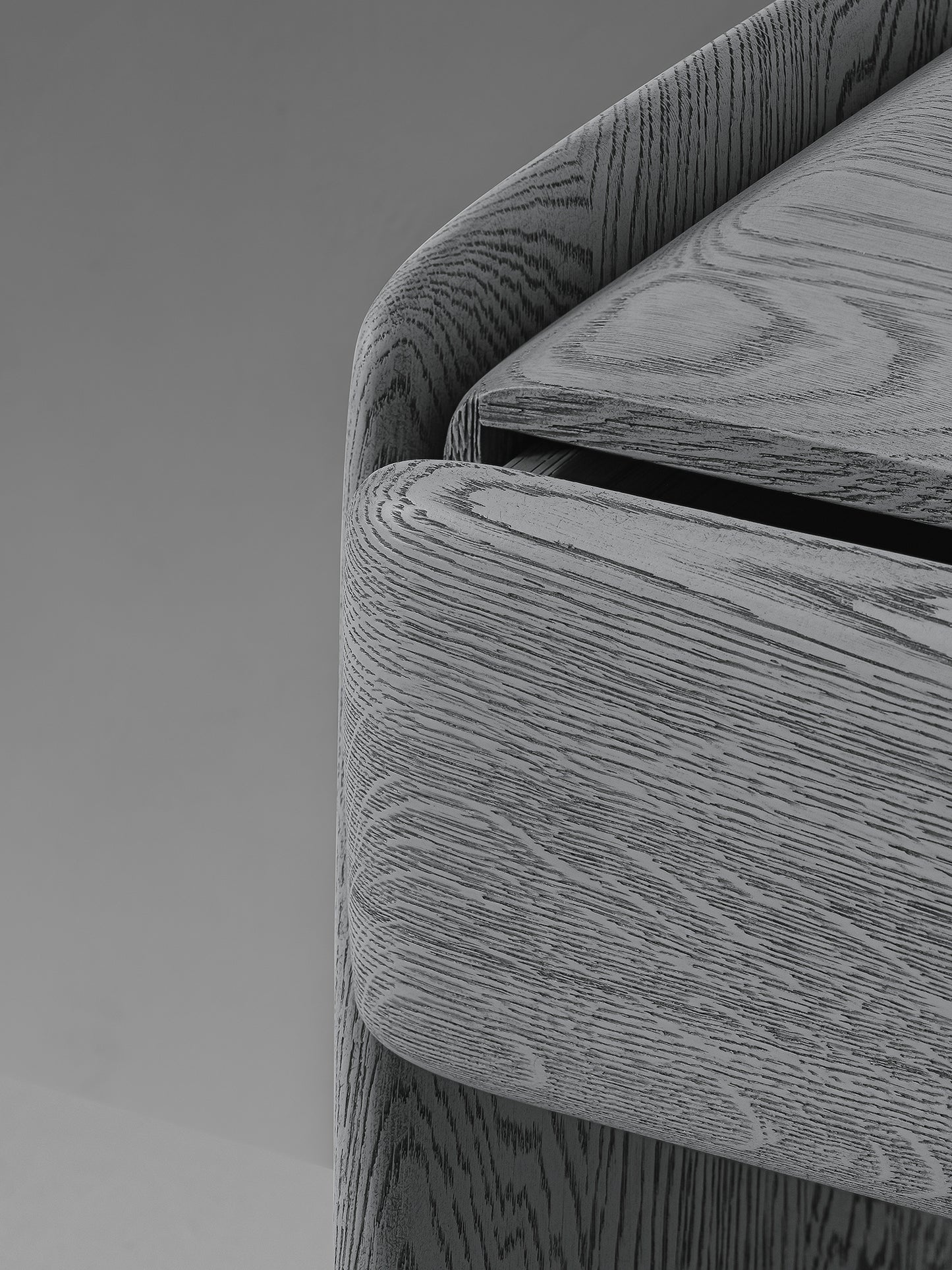 TENERE ∙ BEDSIDE TABLE