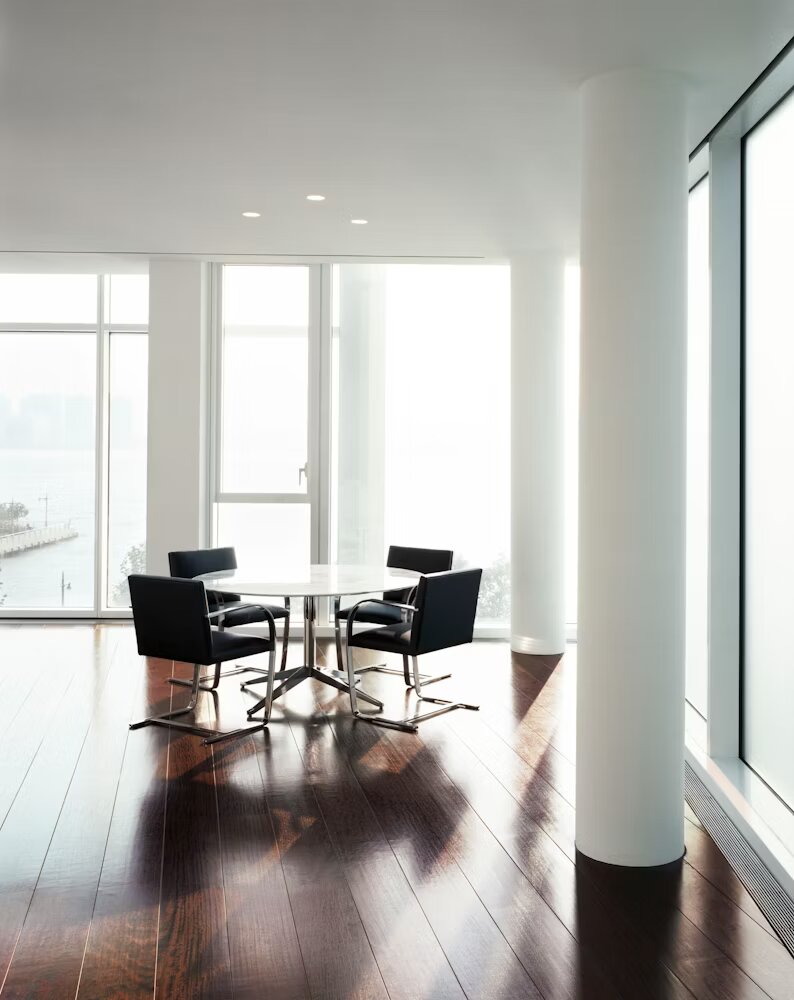 Brno Flat Bar Chair w. Armpad