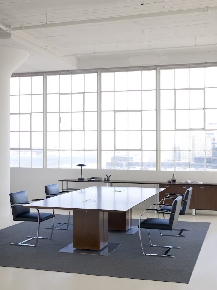 Brno Flat Bar Chair w. Armpad