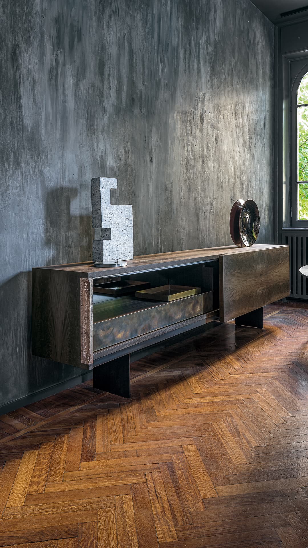 Upper Side Sideboard