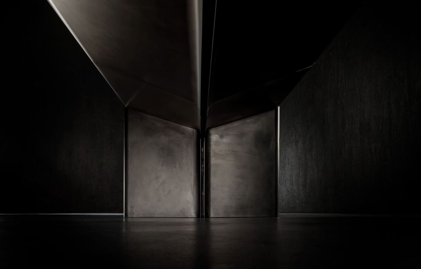 Alter Ego Dining Table