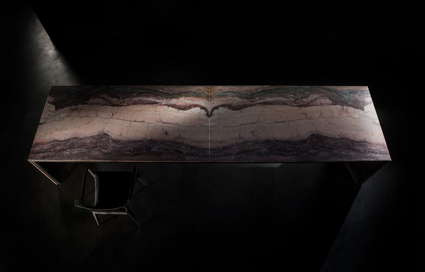 Alter Ego Dining Table