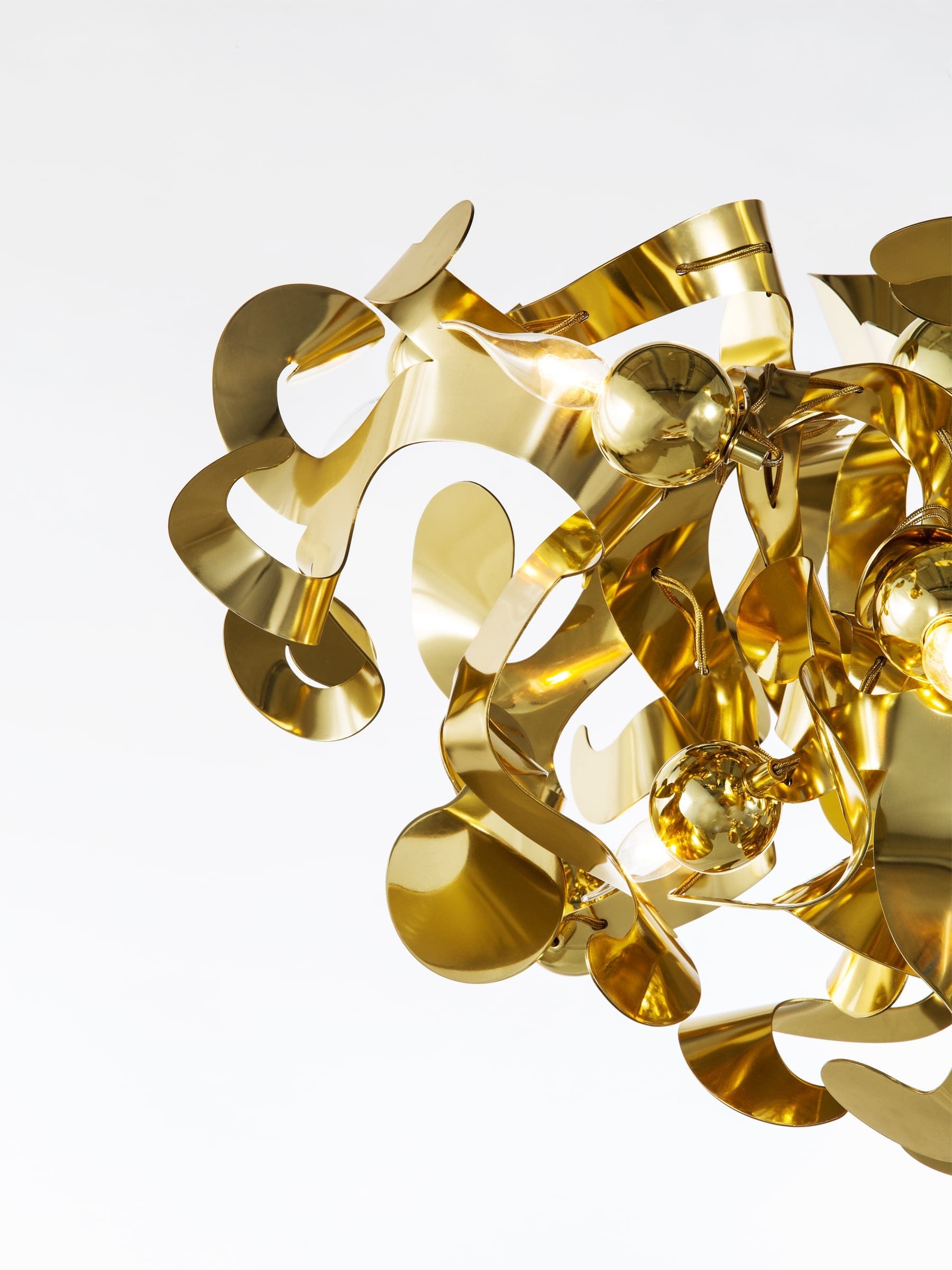 Kelp Chandelier Round