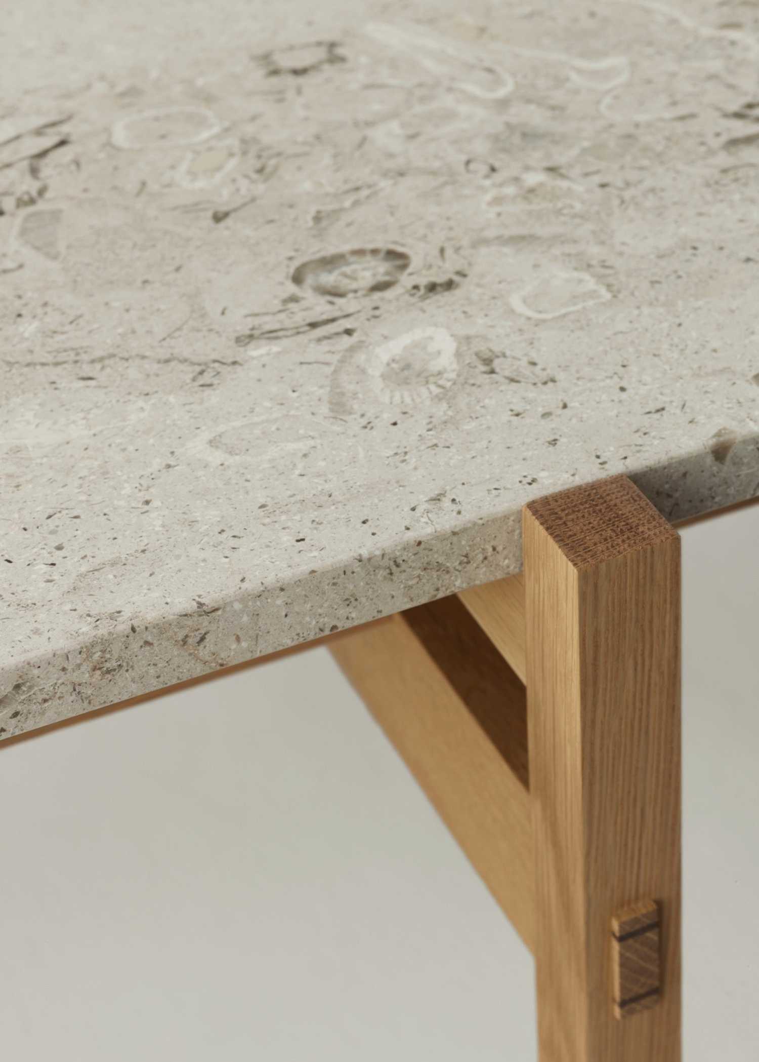 N–CT01 Coffee Table