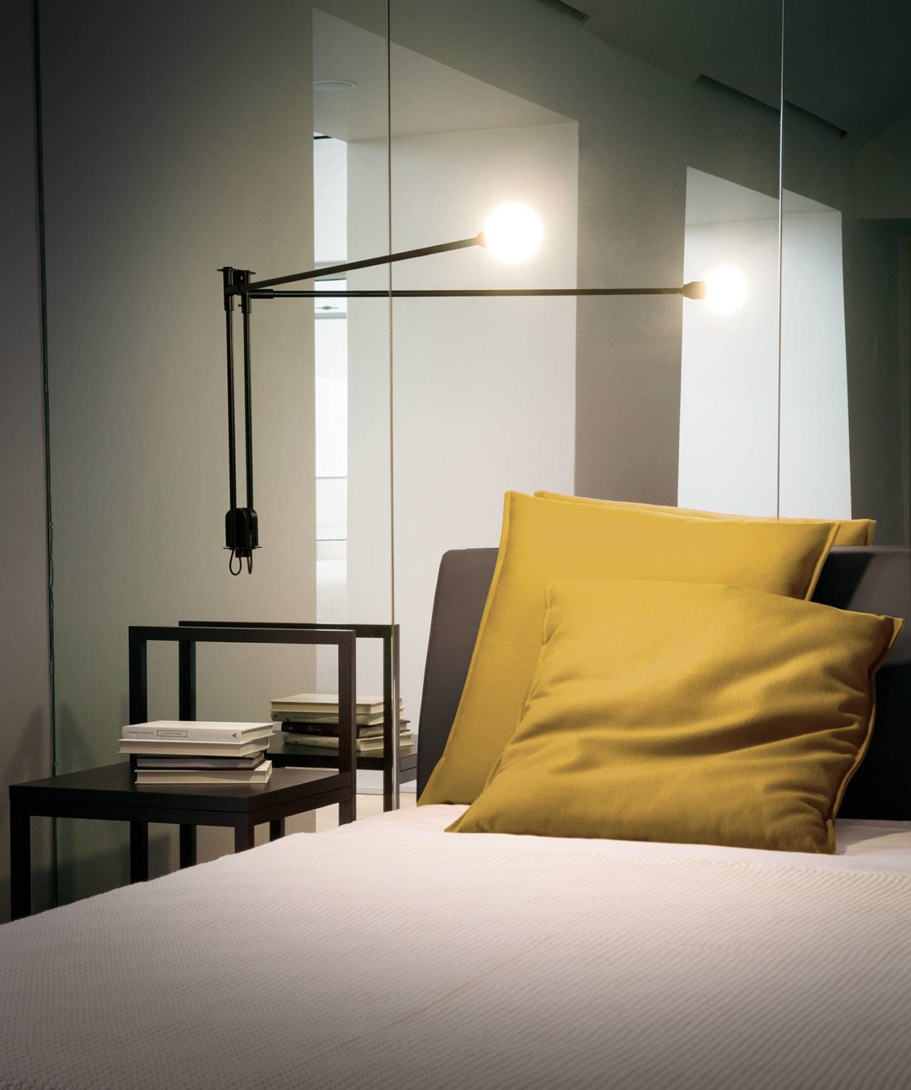 Mini Potence Pivotante Wall Light