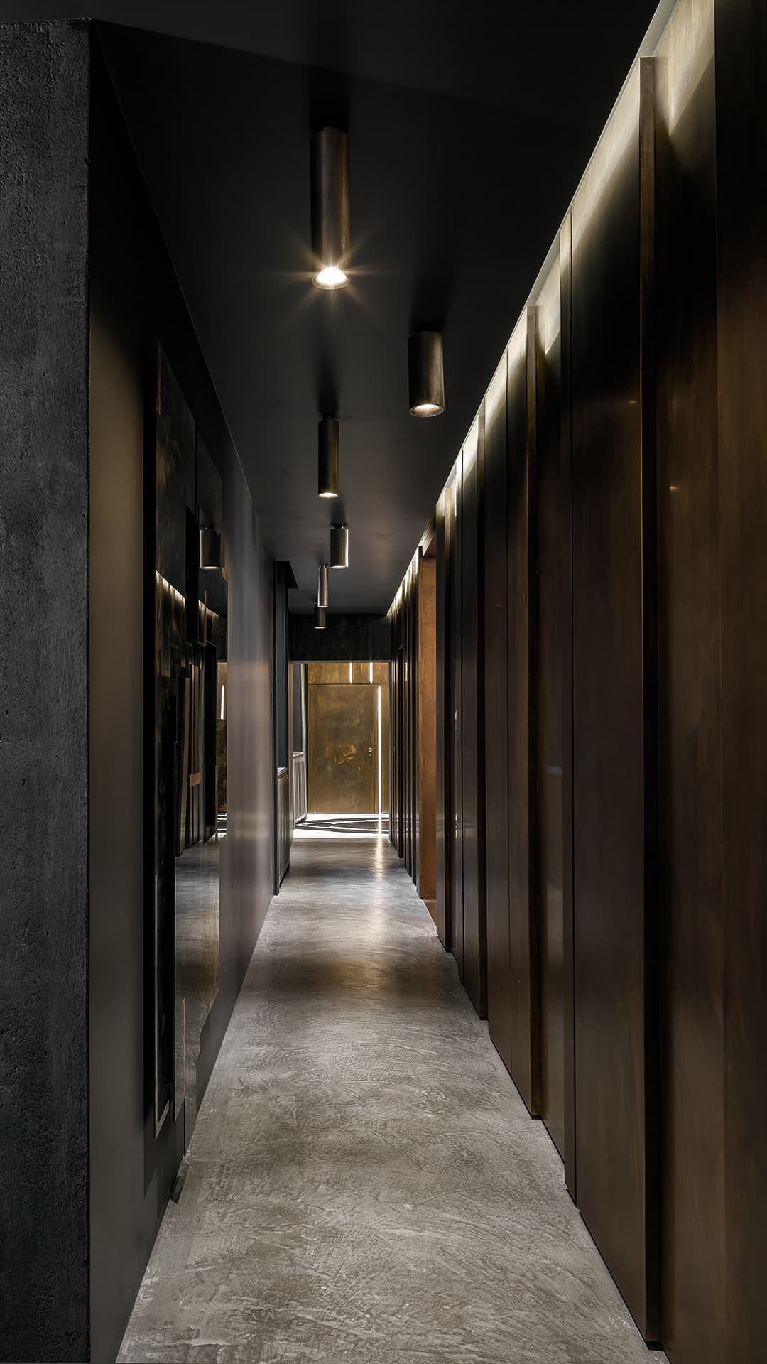 Tele Ceiling Light