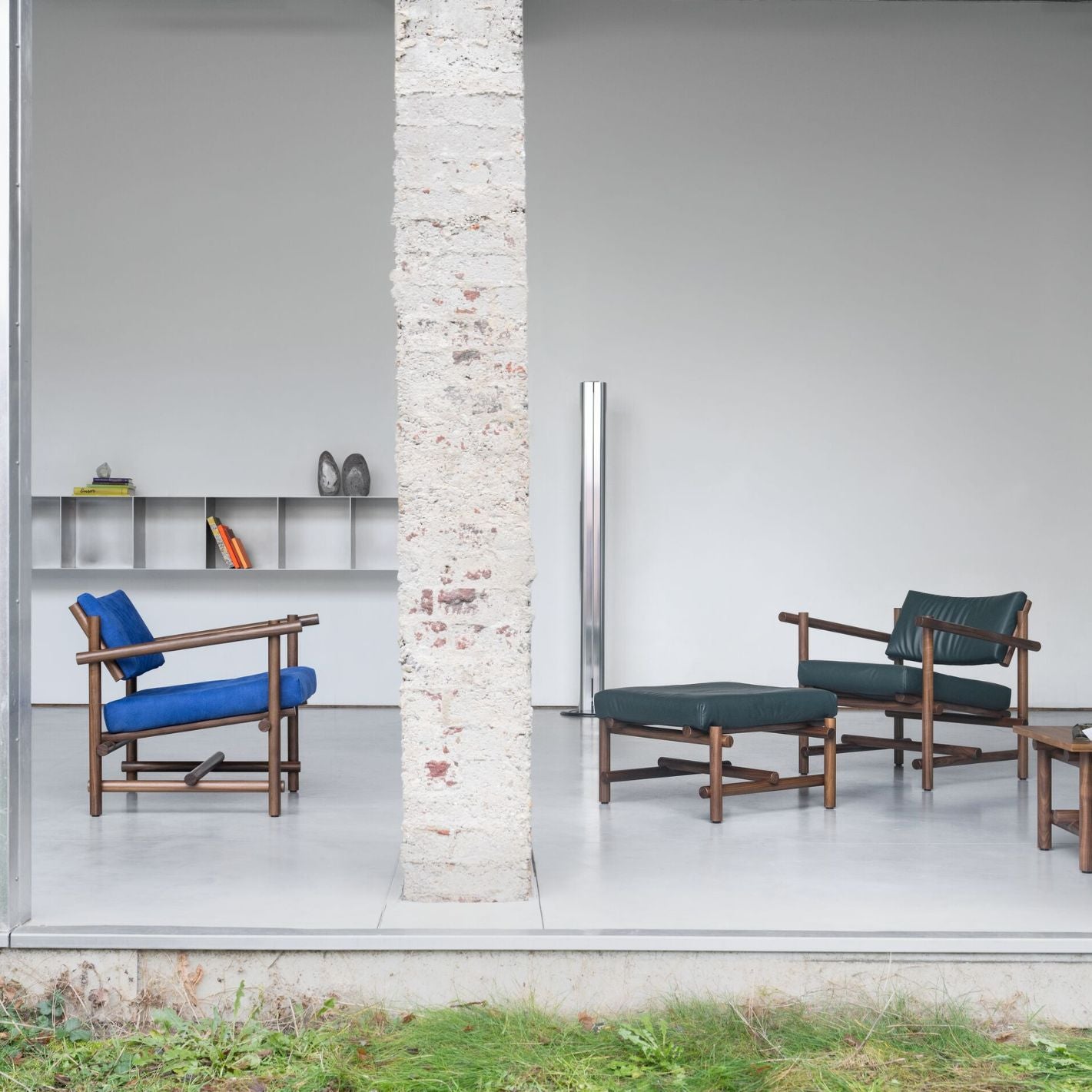 Muecke Lounge Chair