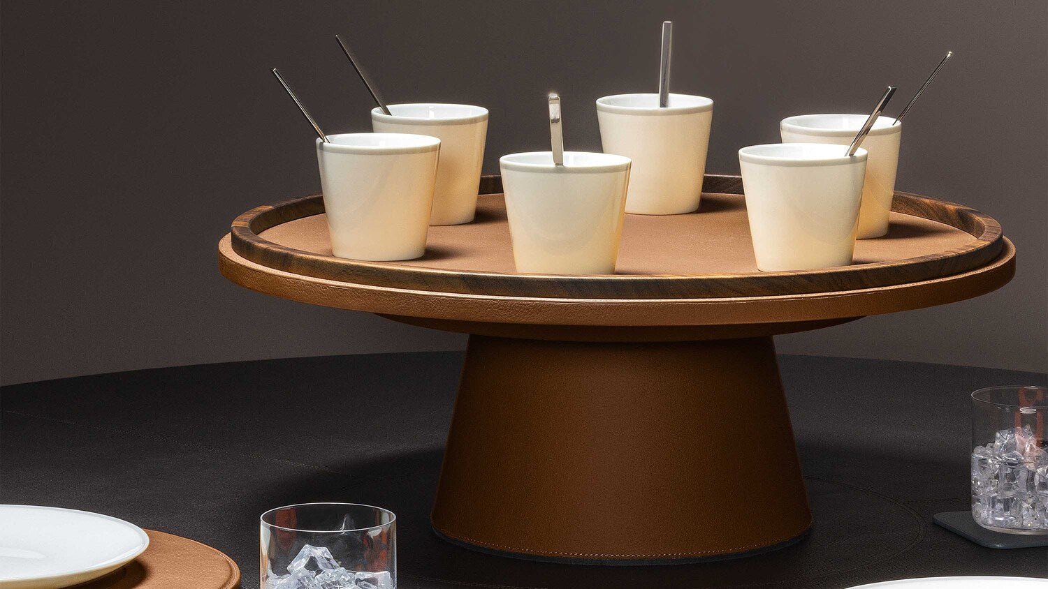 Tableware Rotating Raised Tray