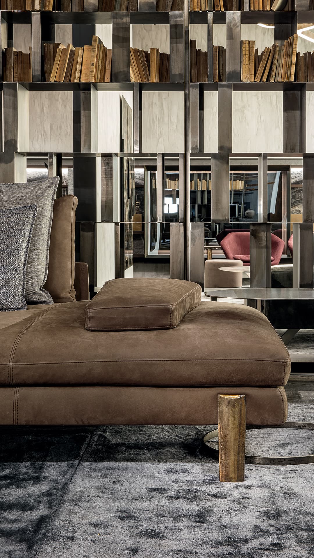 Lailand Sofa