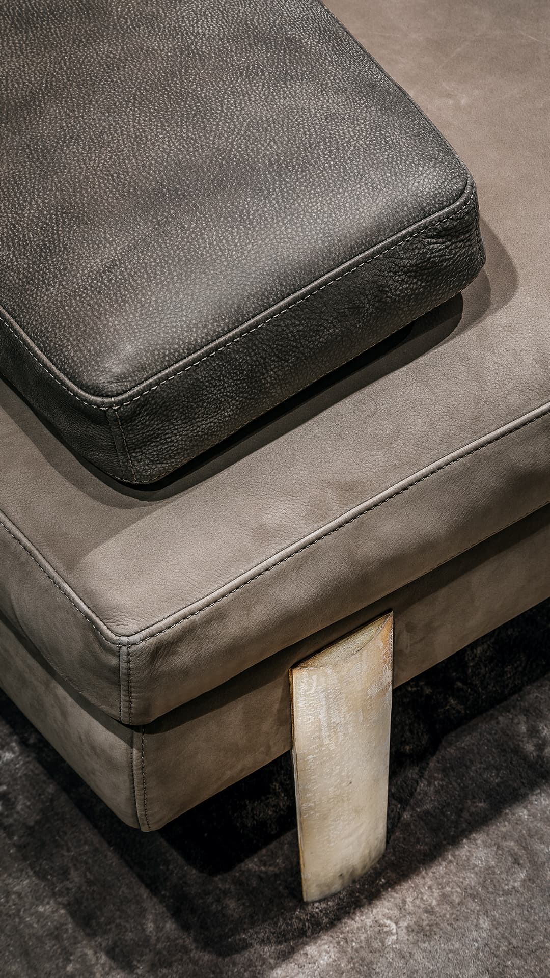 Lailand Sofa