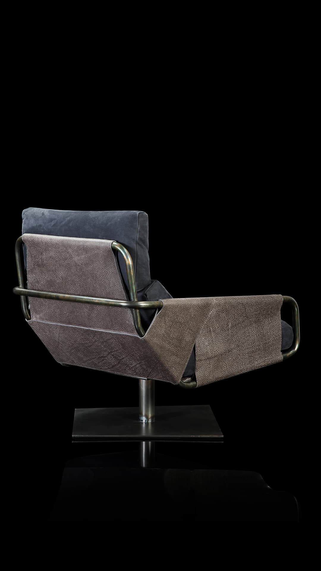 Voyage Armchair
