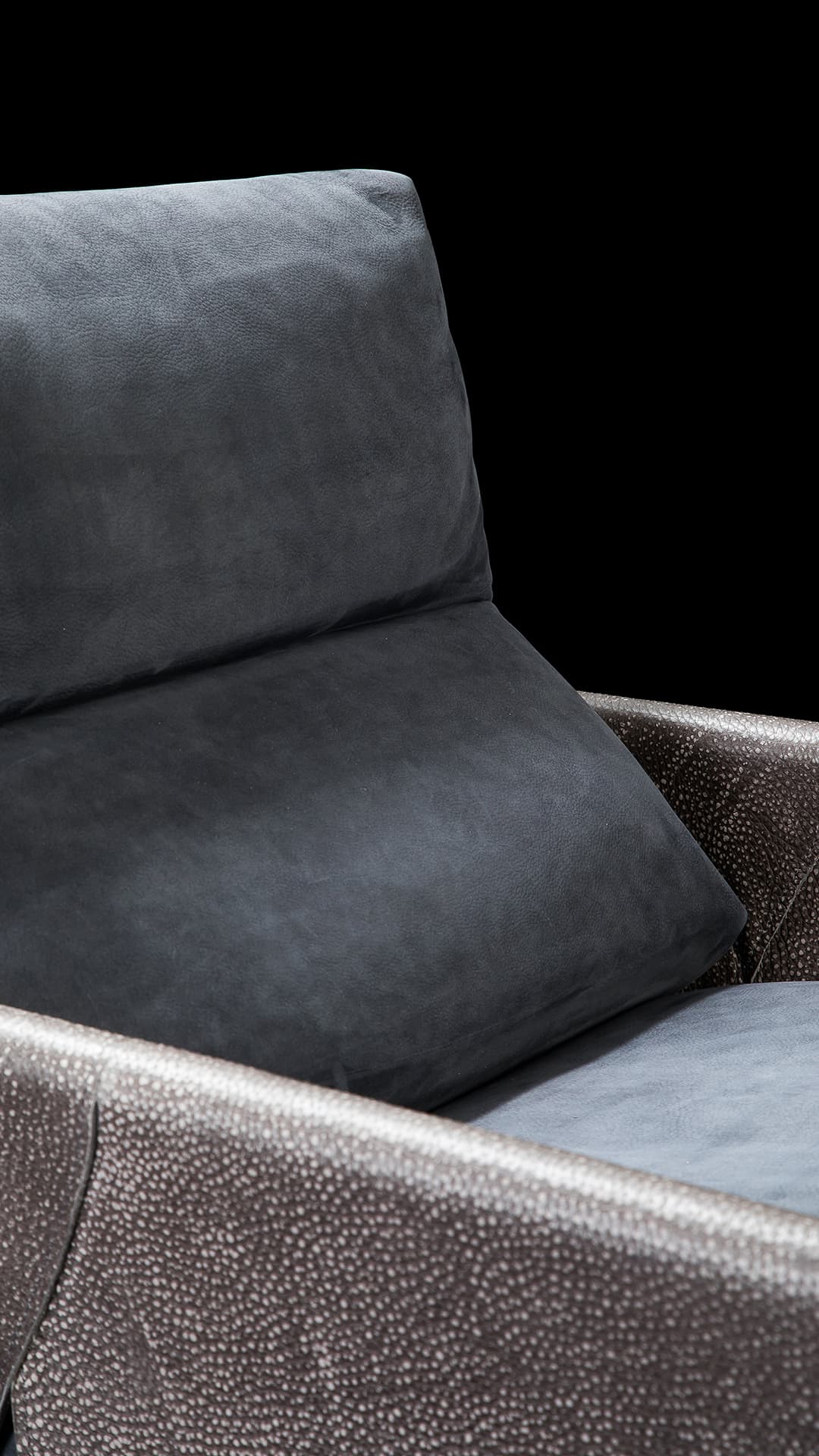 Voyage Armchair