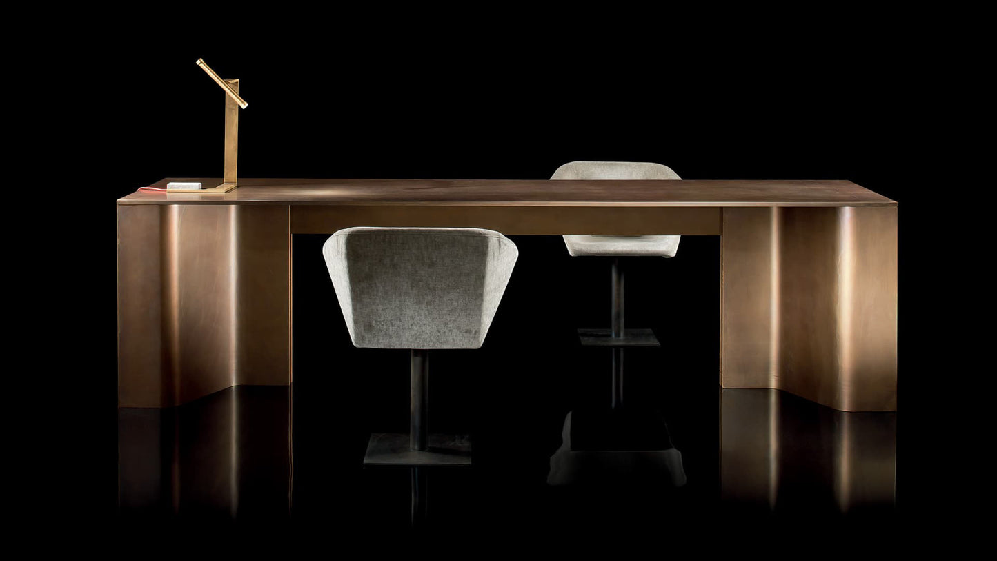 Time Dining Table