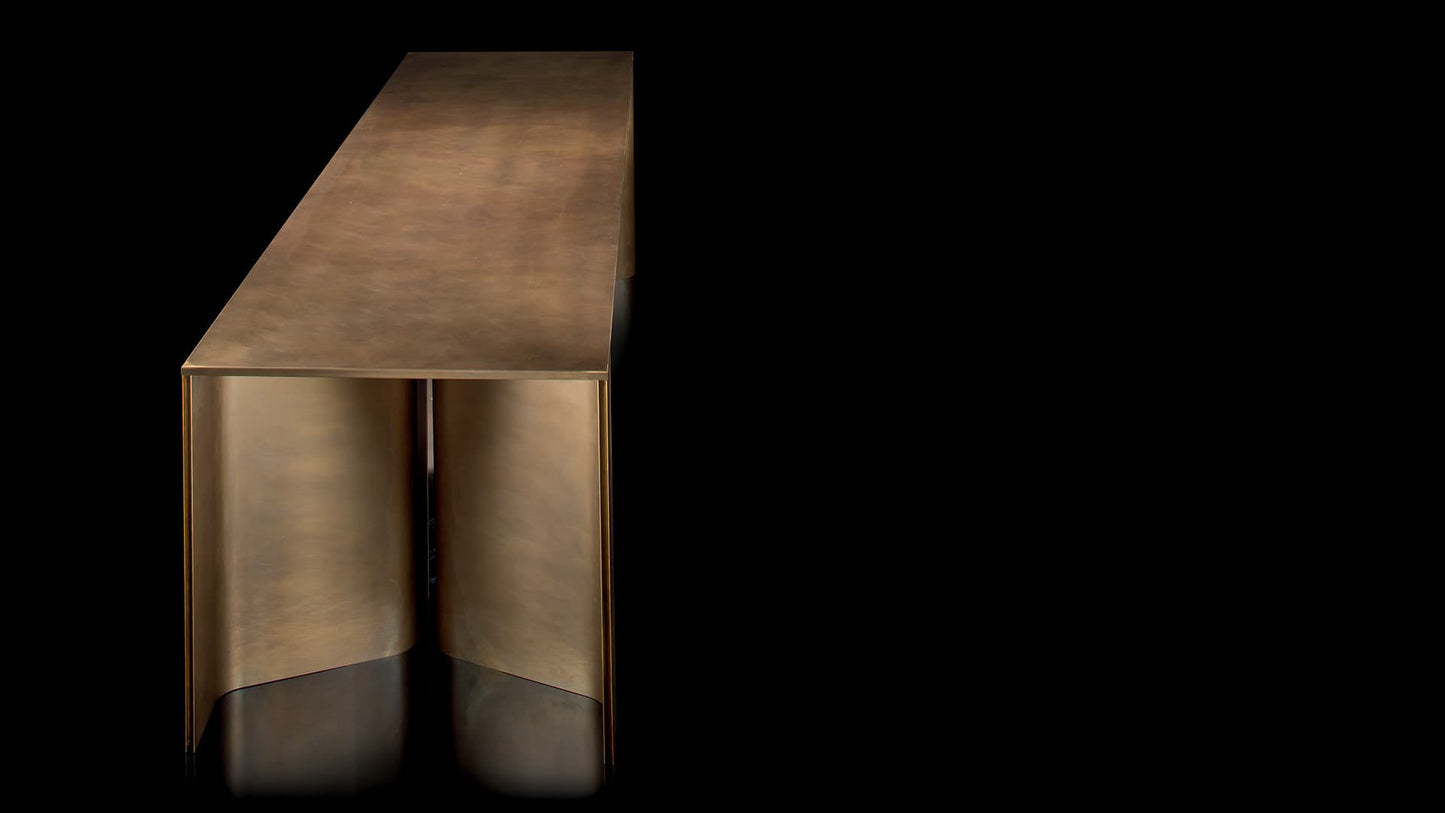 Time Dining Table
